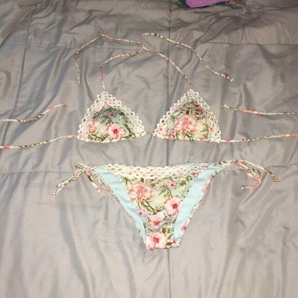 Floral H&M bikini